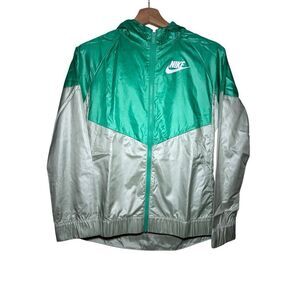 Nike Girl's Windrunner Jacket Size Large